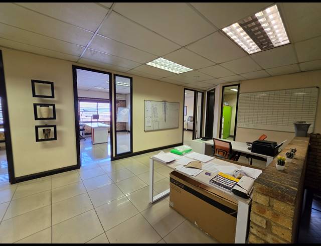 1,199M² FACTORY FOR SALE IN KYA SANDS